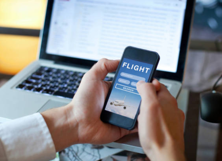 How to change name on United Airlines Ticket